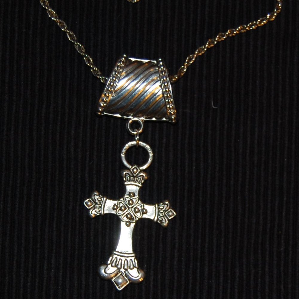 SILVER TONE 10" Chain With 4 1/2" Hanger & Cross Necklace